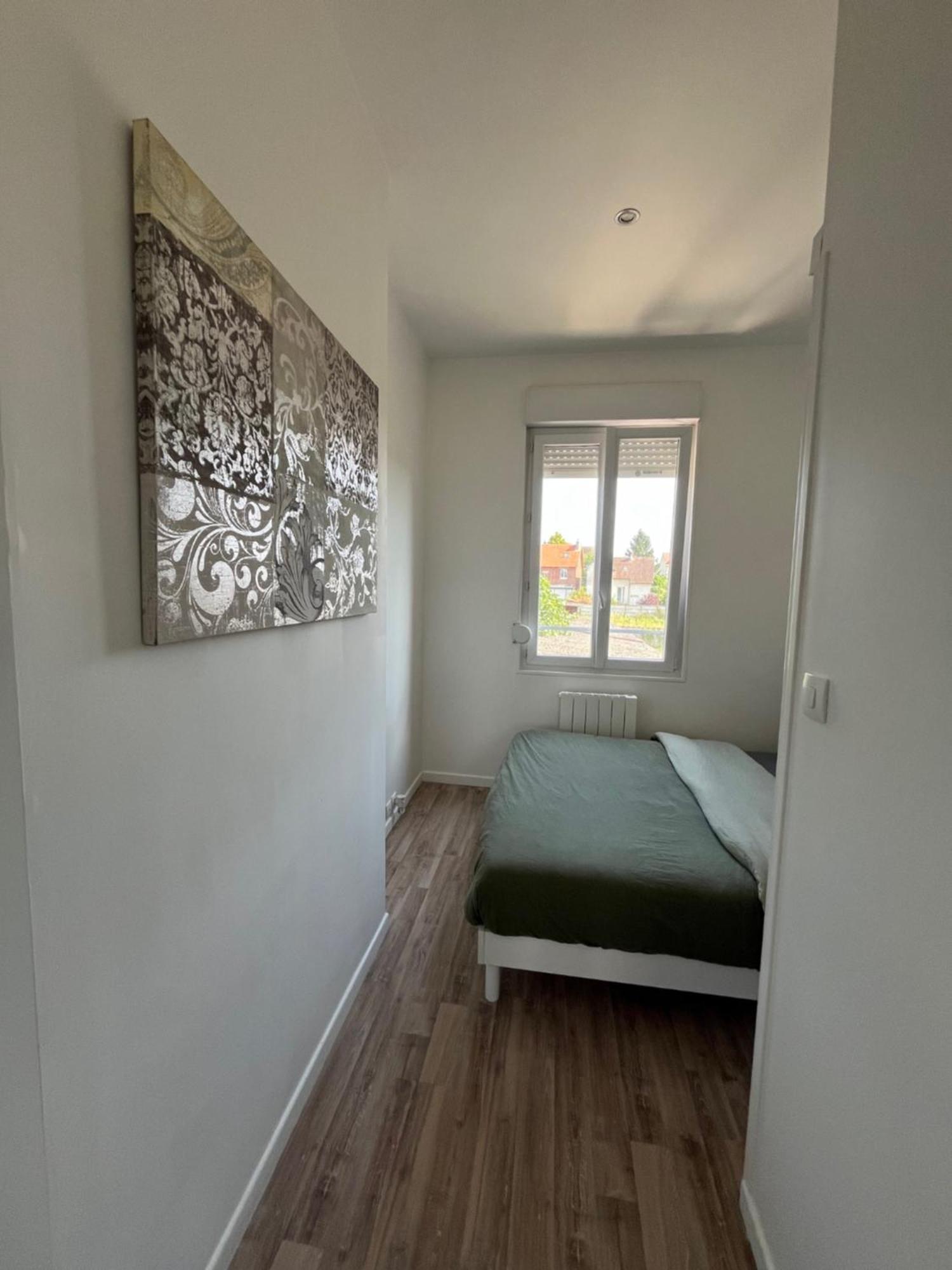 Le Compiegnois Apartment Compiegne Exterior photo